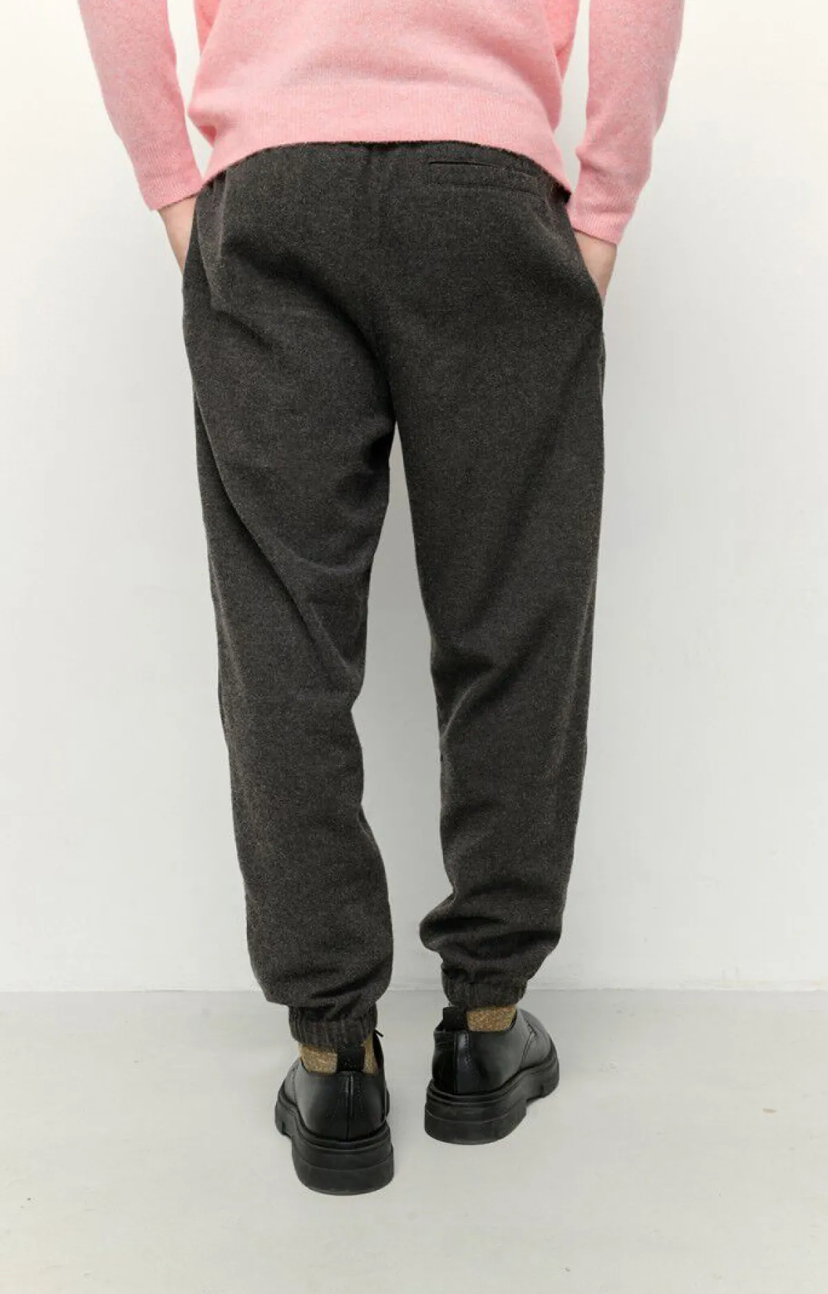 American Vintage Men'S Trousers Dakota Charcoal Melange Hot