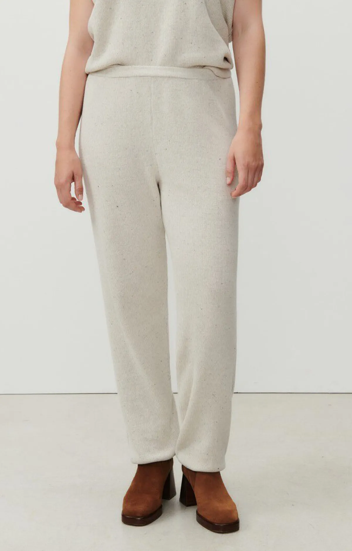 American Vintage Women'S Joggers Dozborow Ecru Melange Cheap