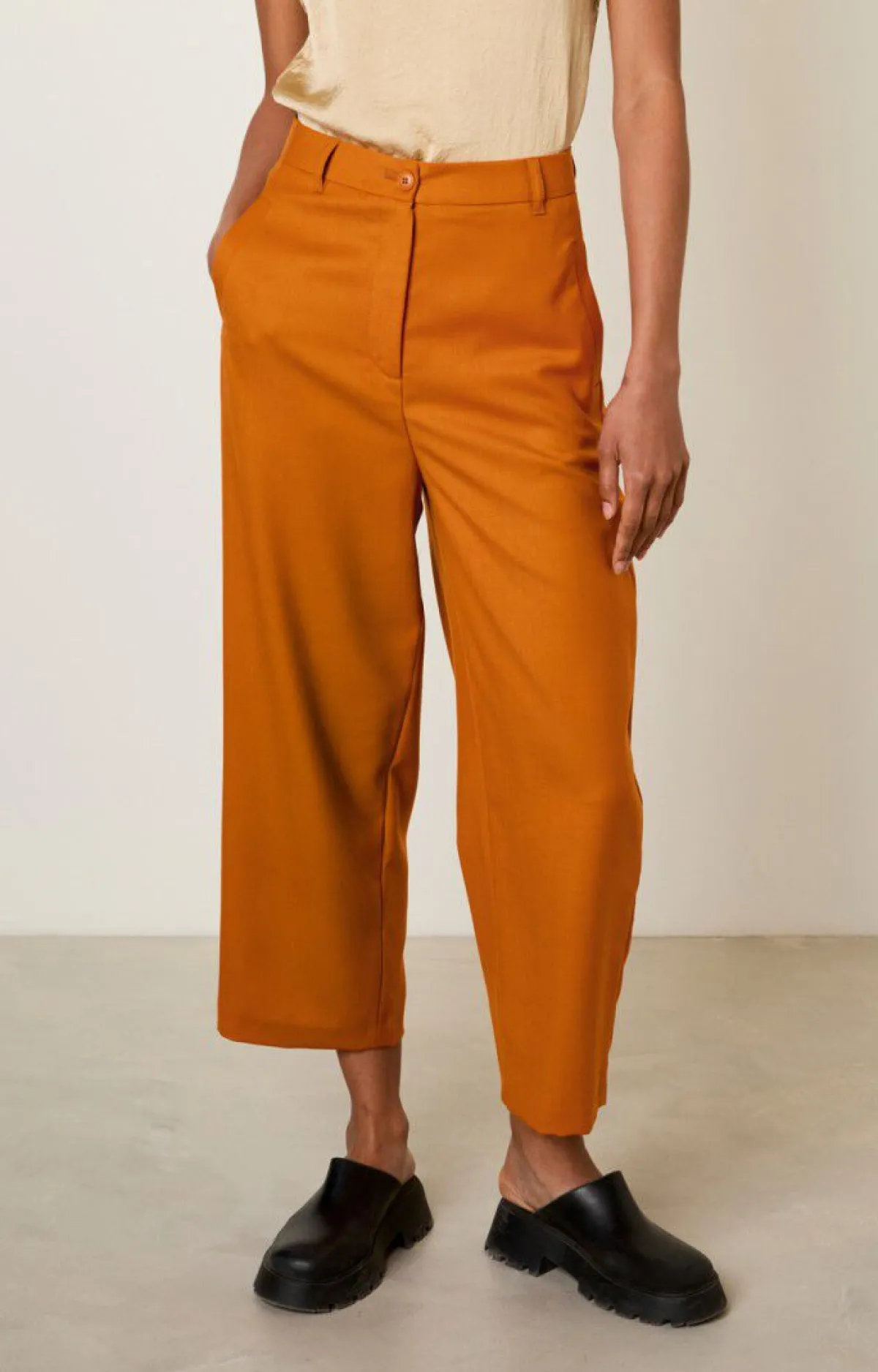 American Vintage Women'S Trousers Tabinsville Cinnamon Online